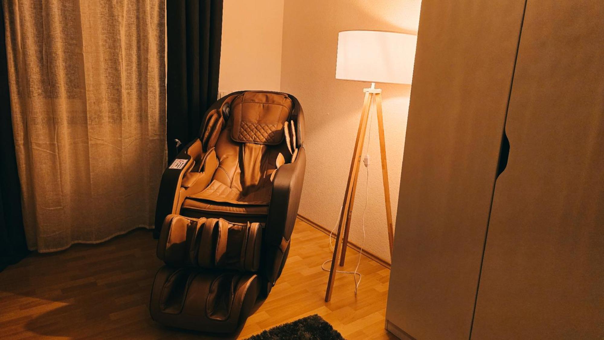 Goldhouse - Sauna, Whirlpool, Switch, Darts & Mehr Andernach Exterior foto